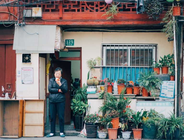 How do you say "maternal grandmother" in Chinese? Depends who you ask Society News The China