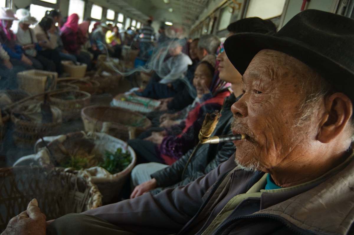 QHFTrain number 6061 from Liupanshui to Kunming on 25 February 2014 2