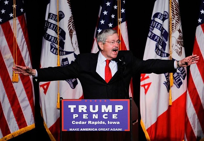 terry branstad at trump rally in 2016