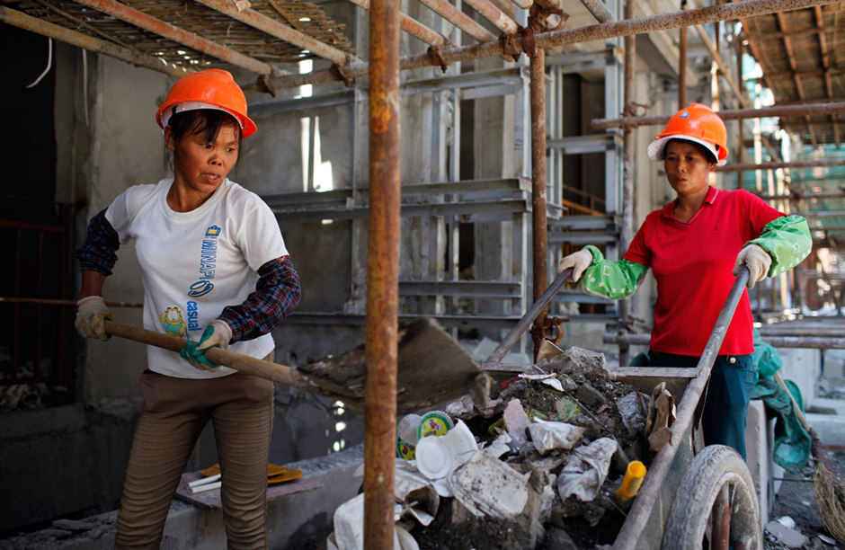 chinese women construction workers