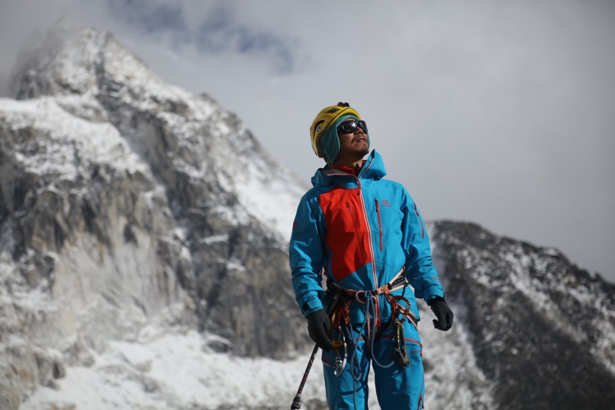 Zhang Hong recently became the first blind Chinese person to climb Mt. Everest