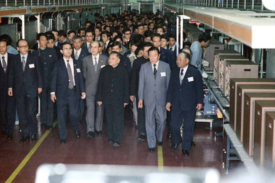 Deng Xiaoping in Japan