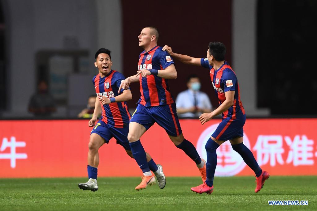 Шанхай шэньхуа аль наср. Шанхай Шэньхуа форма. Qingdao FC. Циндао Шанхай. Тяньцзинь Тайгерс.